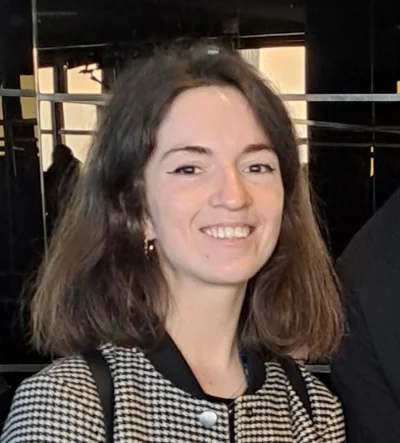 Venez à la rencontre deJustine Vignat - STINARTO